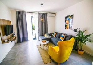 Two bedroom apartment with hot tub Nin, Zadar (A-16428-a)
