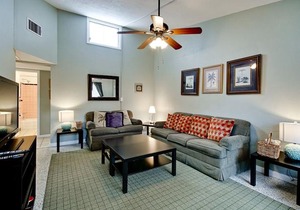 Venice Harbor 606 2 Bedrooms WiFi Sleeps 4 Pet Friendly