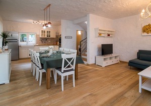 Villa with pool, sandy beach, quiet location - TRAVELER Reiseburo Krk - ID 2181