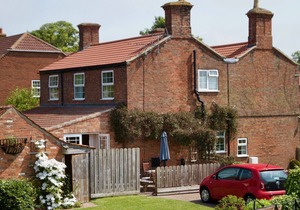 Walnut Cottage - The Chestnuts Holiday Cottages