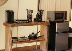 Zion, Bryce Glamping with Heat, AC, & Private Bath