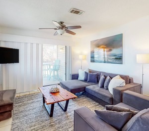 Wolf Bay Villas 