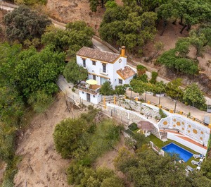 Algatocín Outdoor Swimming 