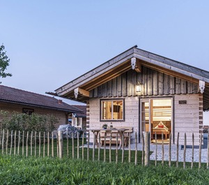 Alpine Chalet Mountain 