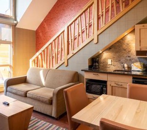 Fox Hotel 