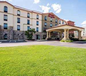 Hampton Inn Suites Pine Forest Road 