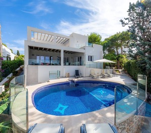 Cala Llonga 
