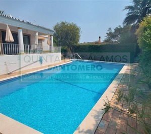 Moradia Com Piscina Privada 