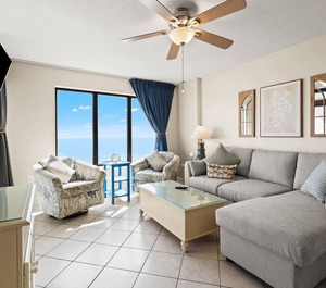 Yacht Club Villas 