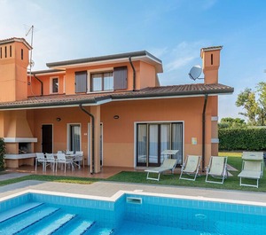 Villa Quadrilocale 