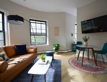 Comfy Back Bay Alcove Studio Apt 4