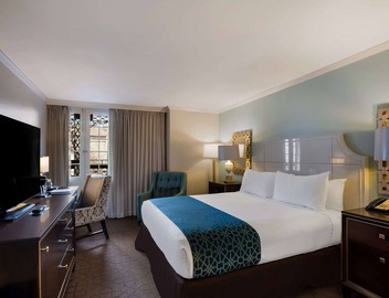 Explore Historic Neighborhood in French Quarter! Pets Allowed, Outdoor Pool! 2