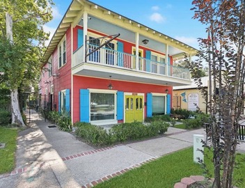 Historic District Home 5