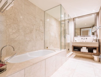 L'Hermitage Hotel 4