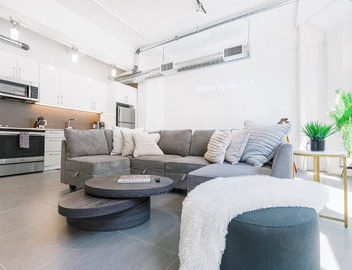 Loft Style | Spacious DTLA | One Bedroom Condo 3