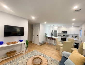 Modern 2 bed,2 bath Gem MIT | Central Cambridge 5