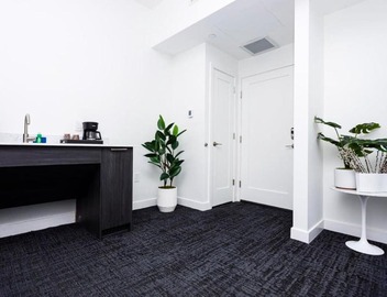 Modern Studio in Historic Boston - Unit #102 4