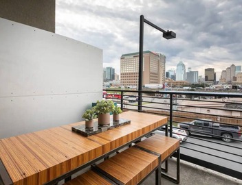 Swanky Townhome 2