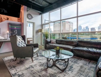 Swanky Townhome 4