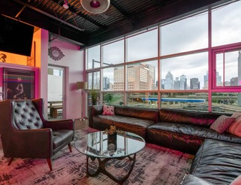 Swanky Townhome 5