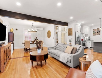 🎖The Ashmont Suite - Close to Subway + Downtown🎖 3