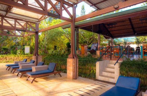 Quesada Hotel | Ávita Lodge