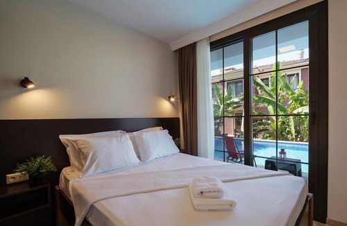 Cesme Hotel | Çeşmekeş Hotel
