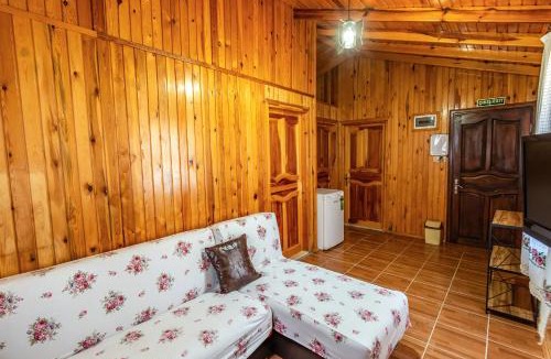 Palamutbuku Hotel | ÇUHADAR AHŞAP EVLERİ