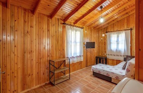 Palamutbuku Hotel | ÇUHADAR AHŞAP EVLERİ
