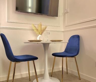 Griffon - Royale Apartment | Élégant Studio Lyon Hyper-Centre