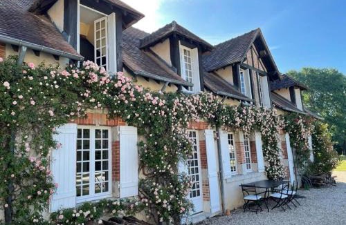 Isdes House | Évasion Sologne : Maison de charme, piscine privée, animaux permis - FR-1-590-556