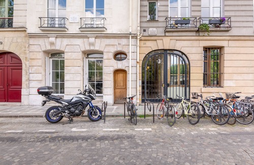 4th Arrondissement Apartment | ÎLE Saint-louis/Marais- Splendide Duplex sur les Quais de Seine