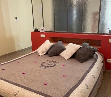 Bourgnac Hotel | Ô Délices de la Monnerie