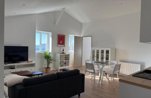 Sauveterre-De-Guyenne Apartment | ô Vignes & Bastides " L'échappée Lapébie ", appartement cosy