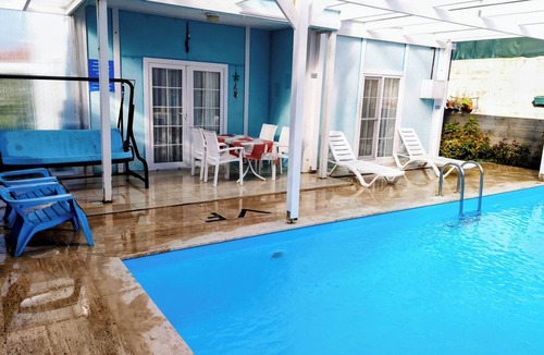 Imrenli Koyu Villa | Şilede doğa içinde denize yakın kapalı ısıtmalı havuzlu şömineli barbekülü villa
