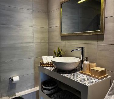 idhra Apartment | ΑtoZ studio in Hydra