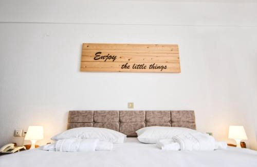 Agios Kirykos Hotel | Κastro Ηotel