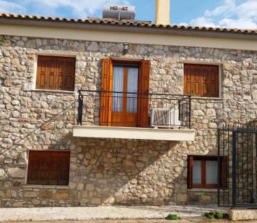 Lepreo House | Το πέτρινο της Δώρας