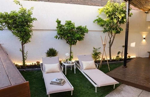 Sajur Apartment | וילה Mandala אירוח&אירועים