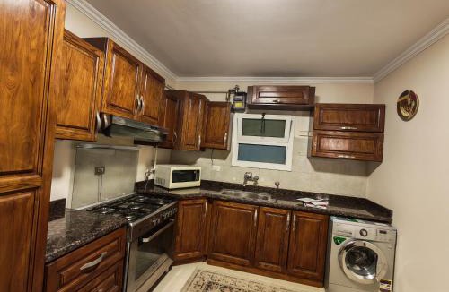 Sheikh Zayed City House | للسيدات Master bedroom for ladies only Sheik Zayed