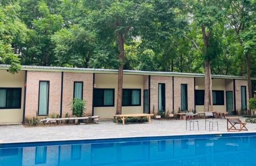 Dan Chang Resort | สวนธรรมคยา