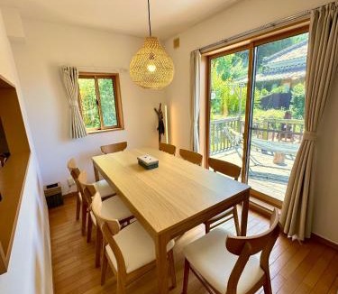 Shirahama Villa | イヌサウナリゾート伊豆白浜 愛犬と焚火とバレルサウナの暖かいヴィラ