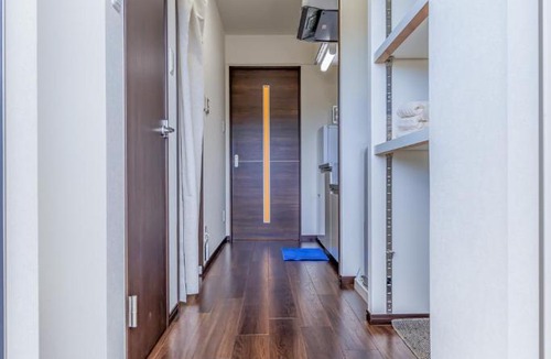 Yonabaru Apartment | オーシャンビュー窓から見える景色を思い出に The琉球タワー10F
