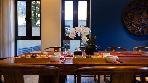 Dayan Old Town House | 丽江芳华丽世花园观景庭院酒店丨大水车店丨