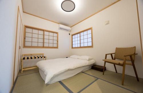 Naniwa Villa | 八万の宿