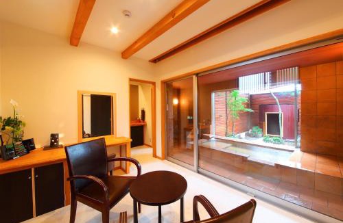 Beppu Hotel | 匠晴の宿 心庵