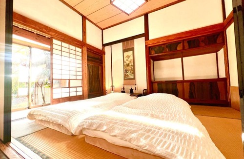Futtsu Villa | 和心村ー猫と自然に癒されるグランピング