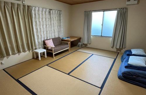 Mugi-cho House | 大砂荘 OZUNA CAMP and LODGE