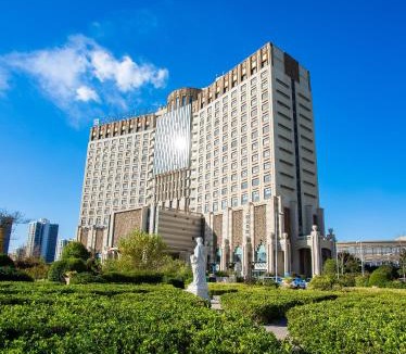 Wenfeng District Hotel | 安阳华强诺华廷酒店