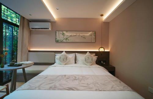 Guangling Qu Hotel | 宋東篱酒店